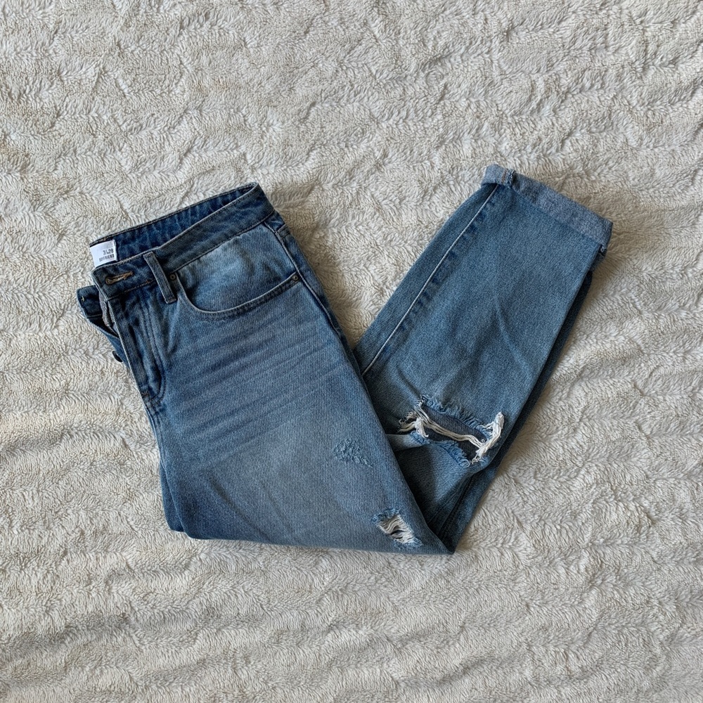 RSQ Lightly Distressed Boyfriend Jeans Size 28